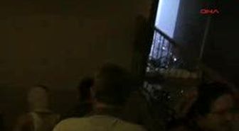 Aksaray´Da Korkutan Yangın
Mahsur Kalan Baba Ve 5 Yaşındaki Oğlunu Sivil Polis Kurtardı