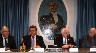 Üniversitemizde Türk Müziği Konulu Söyleşi Gerçekleştirildi
