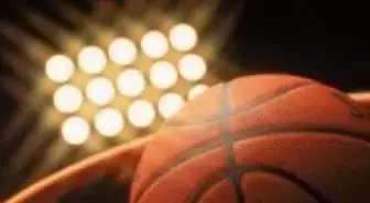 Bayan Basketbolcuları Taşıyan Otobüs Yandı