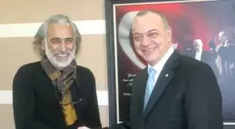 Sinan Çetin’den Altın Üzüm’e Övgü