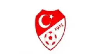 Pfdk, Eskişehirspor Teknik Direktörü Bülent Uygun'a 8 Maç Ceza Verdi