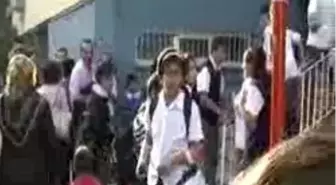 Öğretmeni Elektrik Çarptı