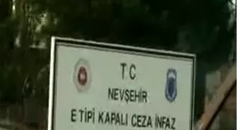 Bakan Cezaevi Ziyaretinde