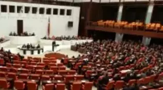 CHP Milletvekilleri Genel Kurulu Terk Etti