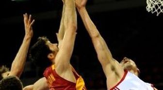 Basketbol Eurocup... Galatasaray Cafe Crown: 79 - Panellınıos: 53