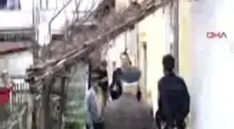 Düzce - Kendini Doğalgaz Borusuna Asarak İntihar Etti