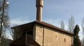 Çivi Ve Elektriğin Girmediği Mahmutbey Camii