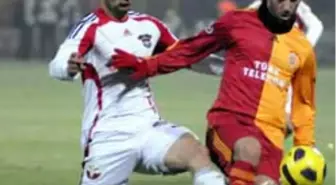 Gaziantepspor: 1 - Galatasaray: 1 (İlk Yarı)