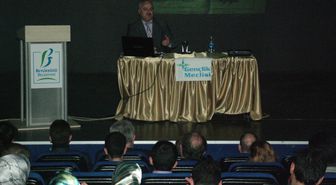 Gençlik Meclisi’nden Osmanlı Tarihi Konferansı