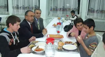 Valilik Yılbaşında Görevde