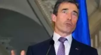 Çete Reisi Başbakanla Aynı Masada