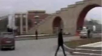 Adıyaman Üniversitesi'ne Dev Atatürk Heykeli