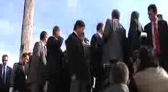 Bakan Günay Lahit Mezarda İnceleme Yaptı