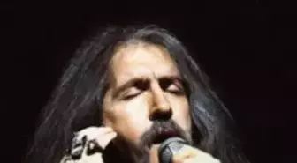 Barış Manço 12. Ölüm Yıldönümünde de Anılıyor