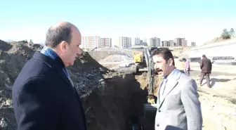 Başkan Selmanoğlu Şehir Gelişip Değişiyor
