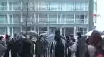 Dokuz Eylül'de Aköz Kavgası