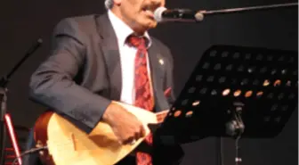 Dostları Aşık Veysel’i Hatırladı

