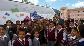 Türkiye’de 24, Avrupa’da 8 Şehri Gezen, 'Yollarda...' Belgeseli