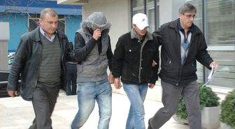 Eve Giren Hırsızlar Buzdolabındaki Etleri Çaldılar