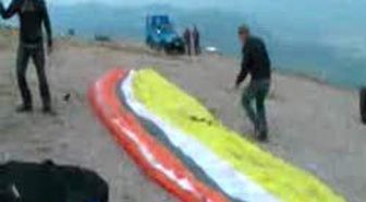 Yamaç Parüşütü Cümbüşü