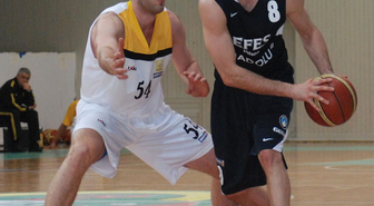 Oyak Renault - Efes Pilsen: 66-110