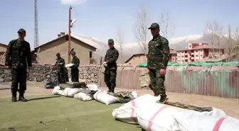 Şırnak'taki Korucular, Kamuflajlı Elbise Giyecek