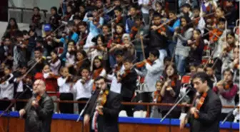 Roman Orkestrası İlk Provasını Yaptı