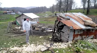 22 Yayla Evi 3 Ahır Kundaklandı