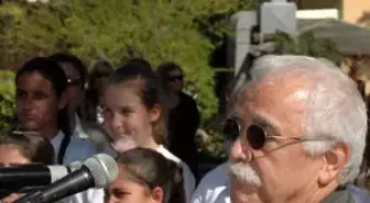 Levent Kırca: 'Dönmedim, Dönek Olmadım'