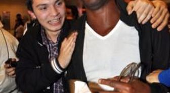 Pascal Nouma'ya Havaalanında Şok
