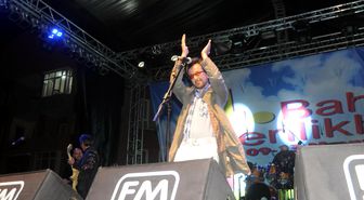 Feridun Düzağaç'tan Üniversitede Konser