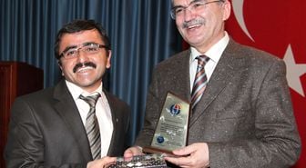 Yunus Bizim Aşk Ve Mana Dilimizdir
