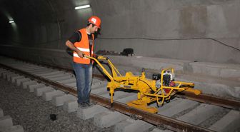 İzmir Metrosu'nda 60 Gün Sonra İki İstasyon Tamam