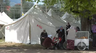 Simav Merkezde Binaların Yüzde 55'i Hasarlı Çıktı