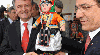 Bülent Arınç, Keles'te Vatandaşlara Hitap Etti