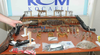 Silah İmalatçısı ve Satıcılarına 6 İlde Eş Zamanlı Operasyon: 30 Gözaltı