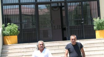 Karakolda Oğlu Ölen Baba, Hollanda Polisinden Şikayetçi