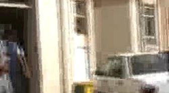 İzmir'de İki Kişi Bomba ile Yakalandı