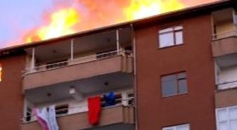 İtfaiye Yetersiz Kalınca Yangına, Emniyetin Tomo Aracı Müdahale Ettı