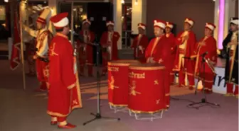 Mehteran Takımı Açılışta Coşturdu