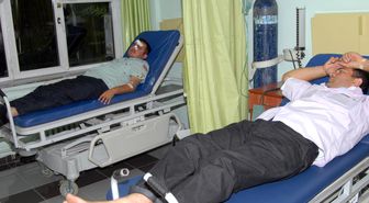 Otobüs Tır'a Arkadan Çarptı: 22 Kişi Yaralı