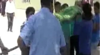 Yan Yana Toprağa Verildiler