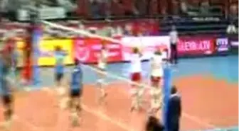 Yıldızlar Yarı Finalde Dünya Yıldız Kızlar Voleybol Şampiyonası...