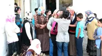 Göle'de Şehit Evine Ateş Düştü