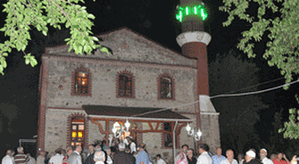 Kartepe'de Kadir Gecesi Coşkusu

