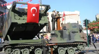 Roketatar Tankı Üzerinden Tören Sunumu