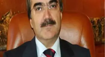 Vali Coş Pankartlarla Karşılandı