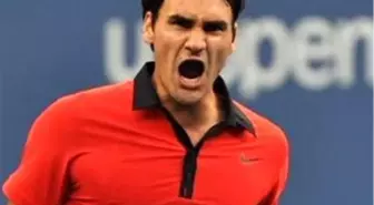 Djokovic ve Federer Yarı Final Biletini Aldı