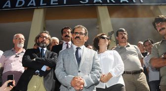 Başkan ile Profesör Arasındaki 'şarlatan' Davasına Devam Edildi