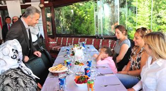 Başkan Uzun'dan, Şehit Ailelerine Ziyaret